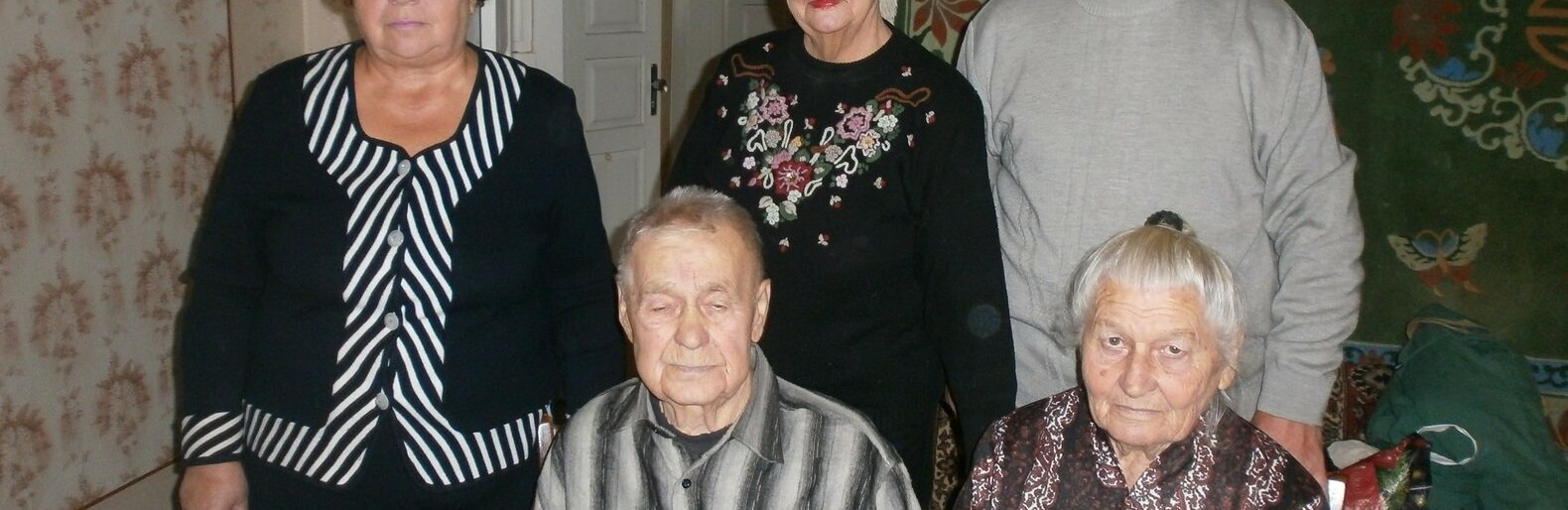  ������ �������� ������� ������� ���������� ������� 100-������ ������ 