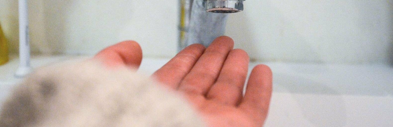 Часть Каменского осталась без воды: что случилось