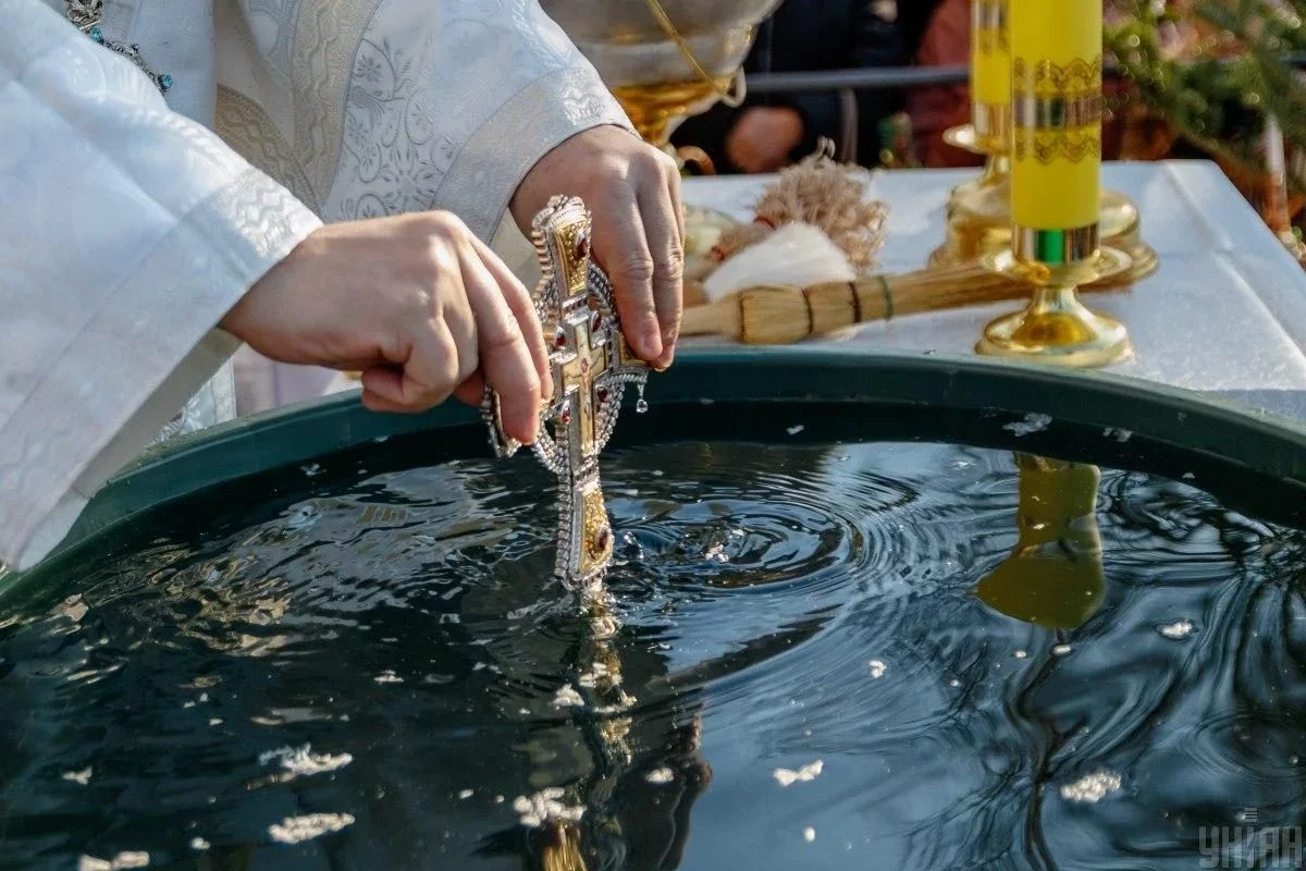 У Кам’янському визначено місця для освячення води та занурення на Водохреща 