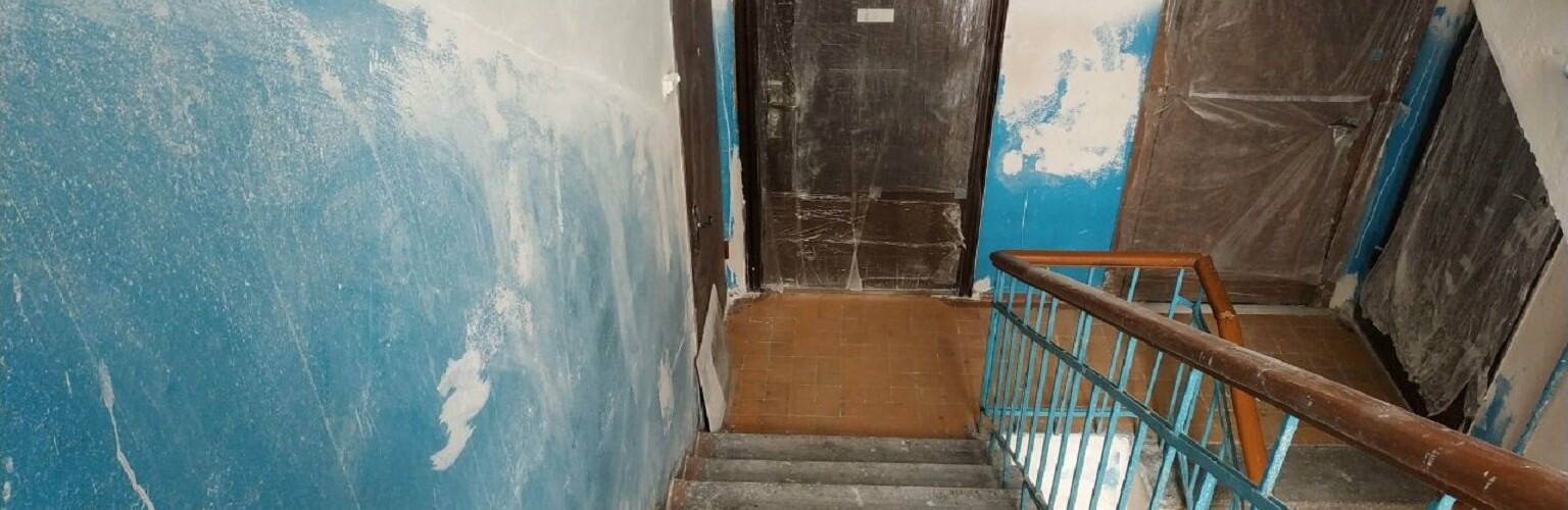 У Кам'янському вибухнула квартира: двоє чоловіків розбирали гранату