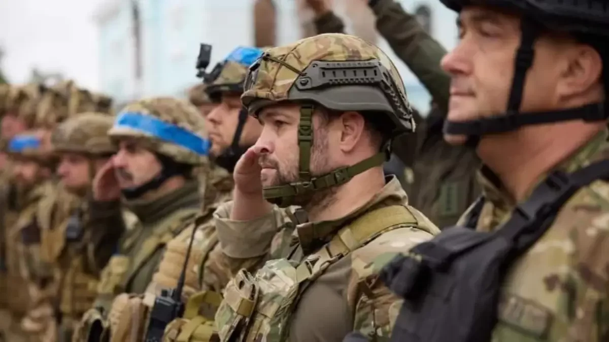 Загальна мобілізація: які 10 категорій українців точно не потраплять на передову