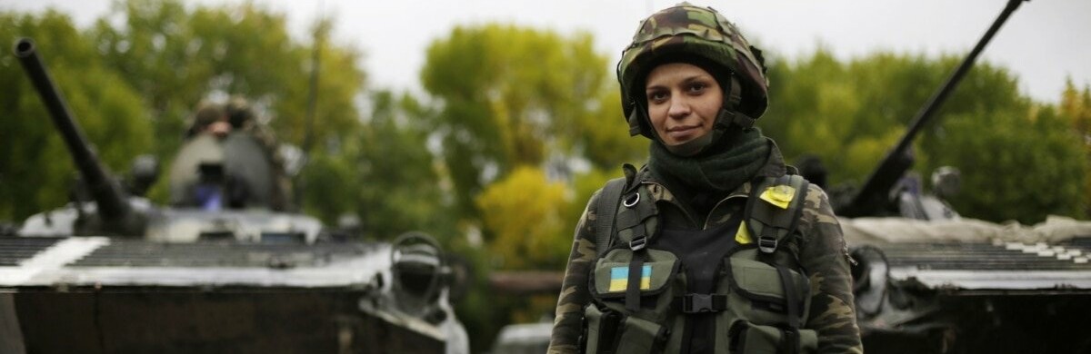 Жінки у лавах ЗСУ: скільки захисниць служить на передовій