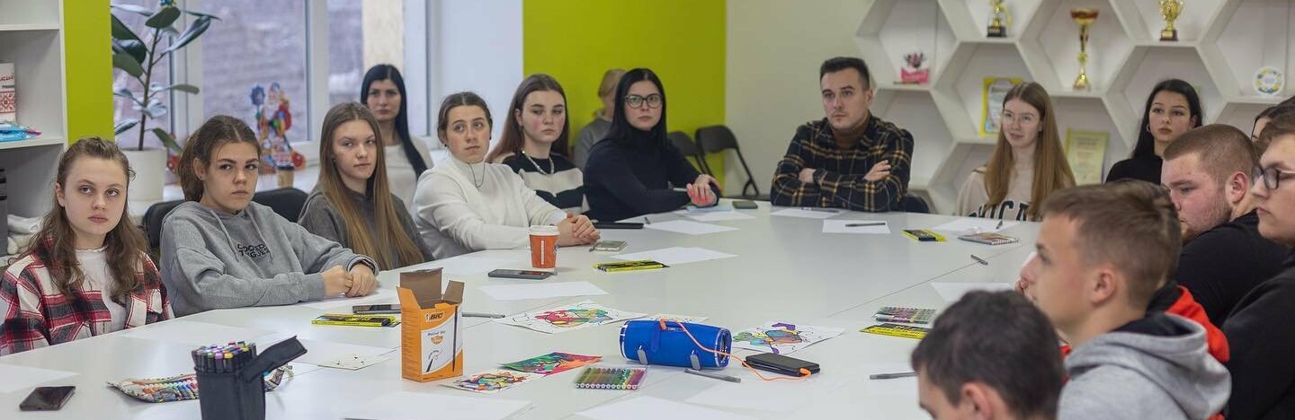 У Кам'яньскому провели майстер-клас з нейрографіки