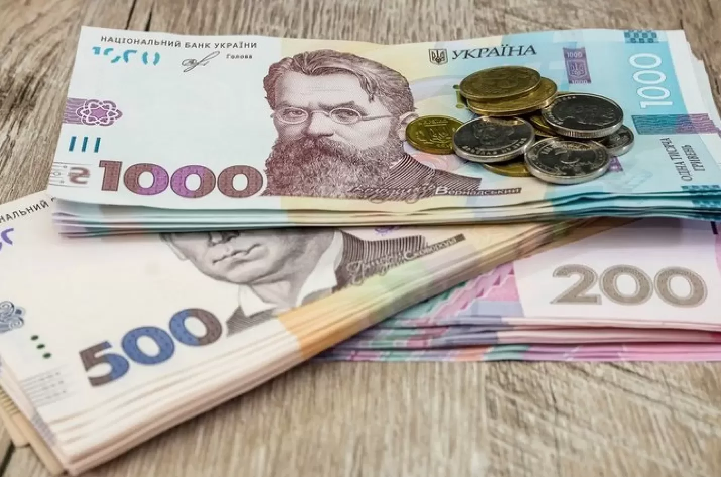 Як змінилася допомога на поховання пенсіонерів: виплата у 2023 році