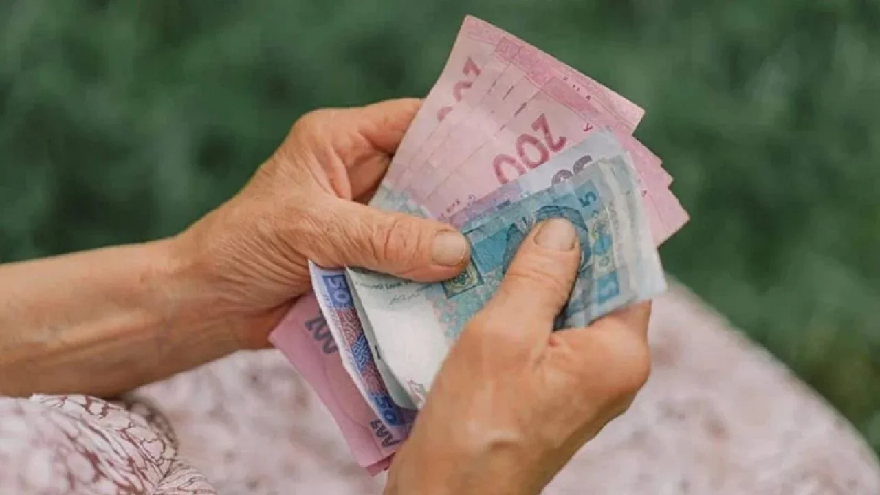 Чому лише по 100 гривень: що потрібно знати про масштабну індексацію пенсій, яка відбудеться вже у березні 2023