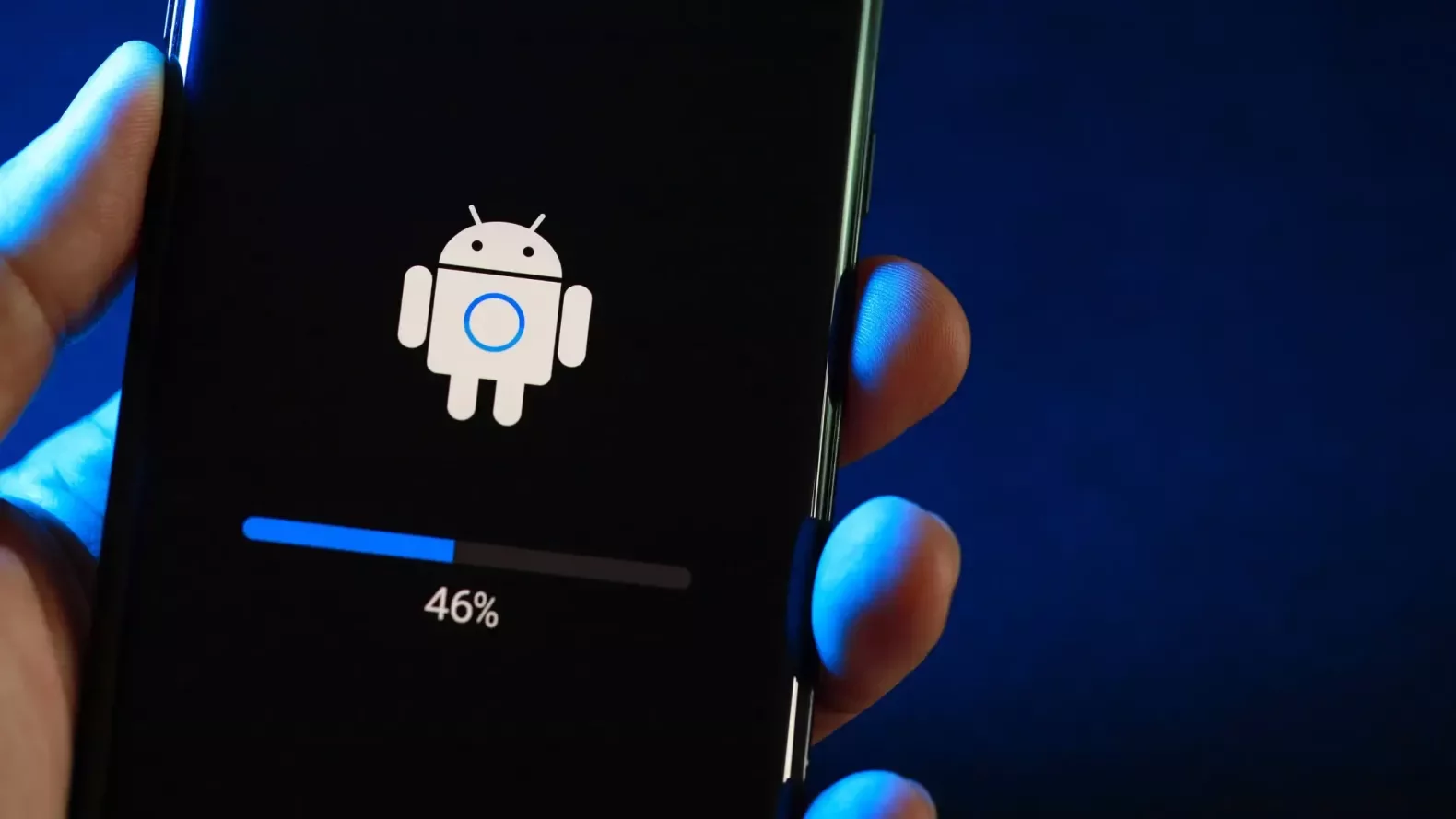 Усі пристрої на Android потрібно терміново оновити: смартфони працюватимуть на 30% швидше