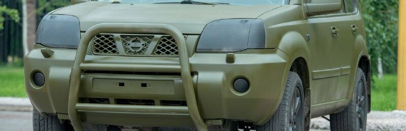 Представники  ГО «Бджола» передали військовим позашляховик 