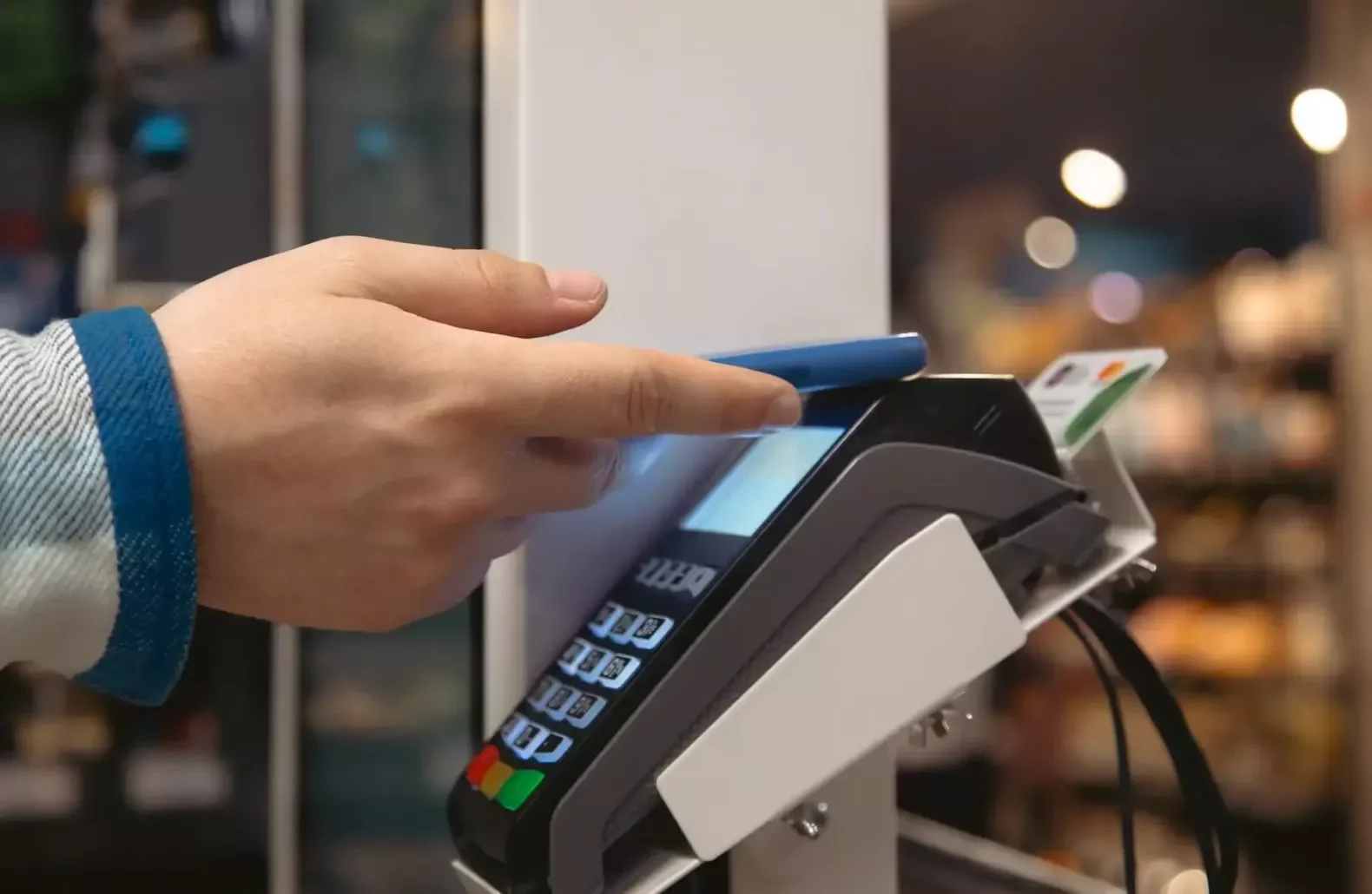 Не тільки платежі: п'ять можливостей NFC, про які багато хто не знає