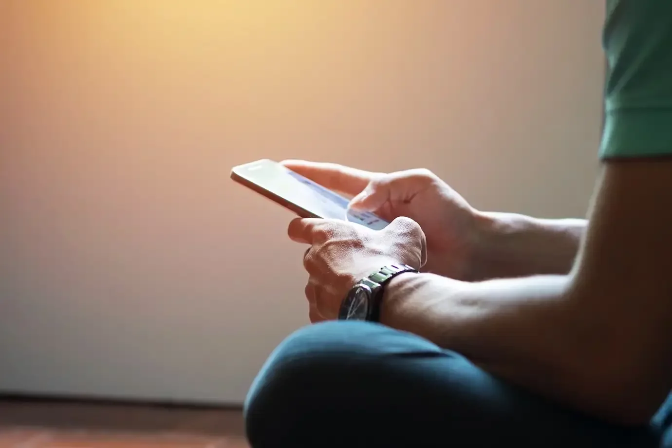 Мобільні оператори Київстар, lifecell та Vodafone масово блокують номери: в чому причина