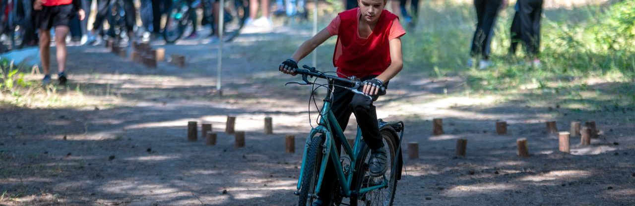 У Кам'янському відбувається зліт юних туристів-краєзнавців