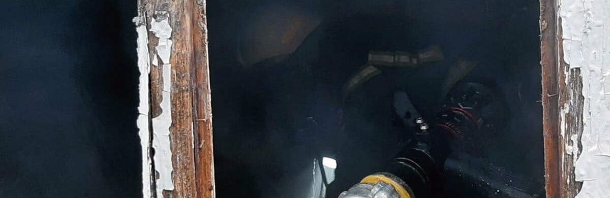 У Кам'янському на Алчевській горів приватний будинок