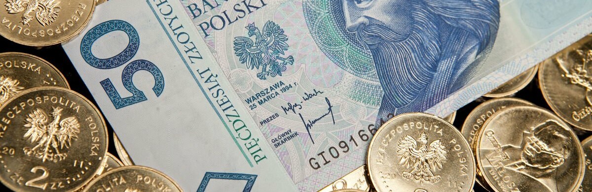 Українці можуть отримувати польську пенсію: важлива умова для 10 тисяч на місяць