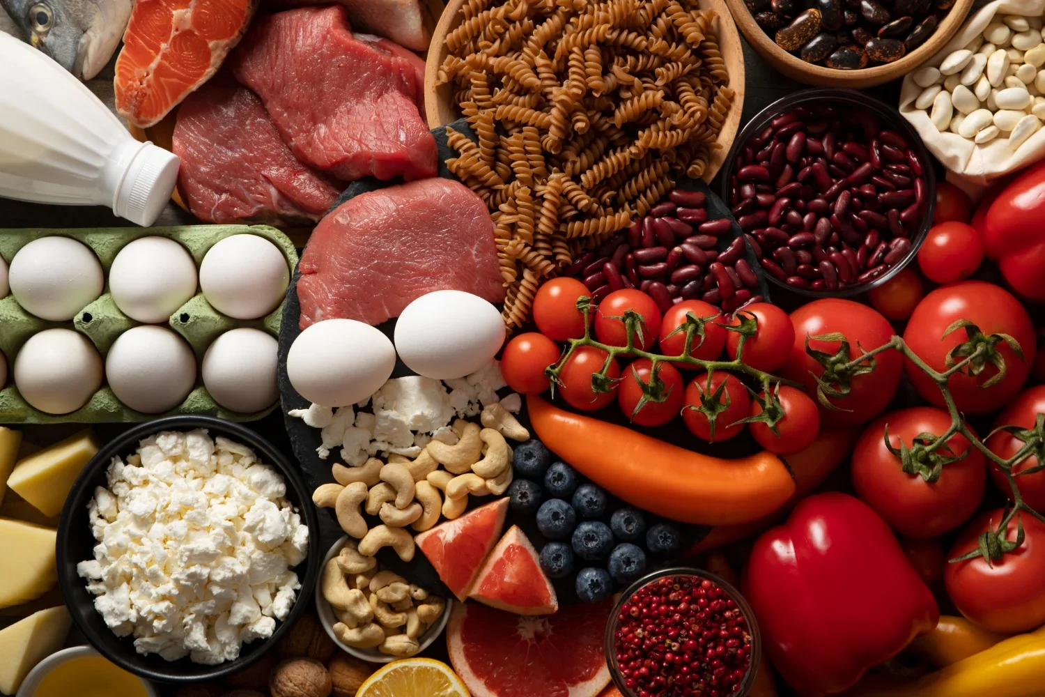 Восени низка продуктів в Україні суттєво подорожчає: експерт розповів, чим варто запастися вже зараз