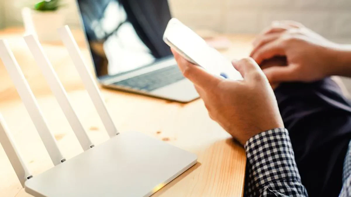 Чому не варто ділитись паролем від Wi-Fi з друзями: поради експертів 