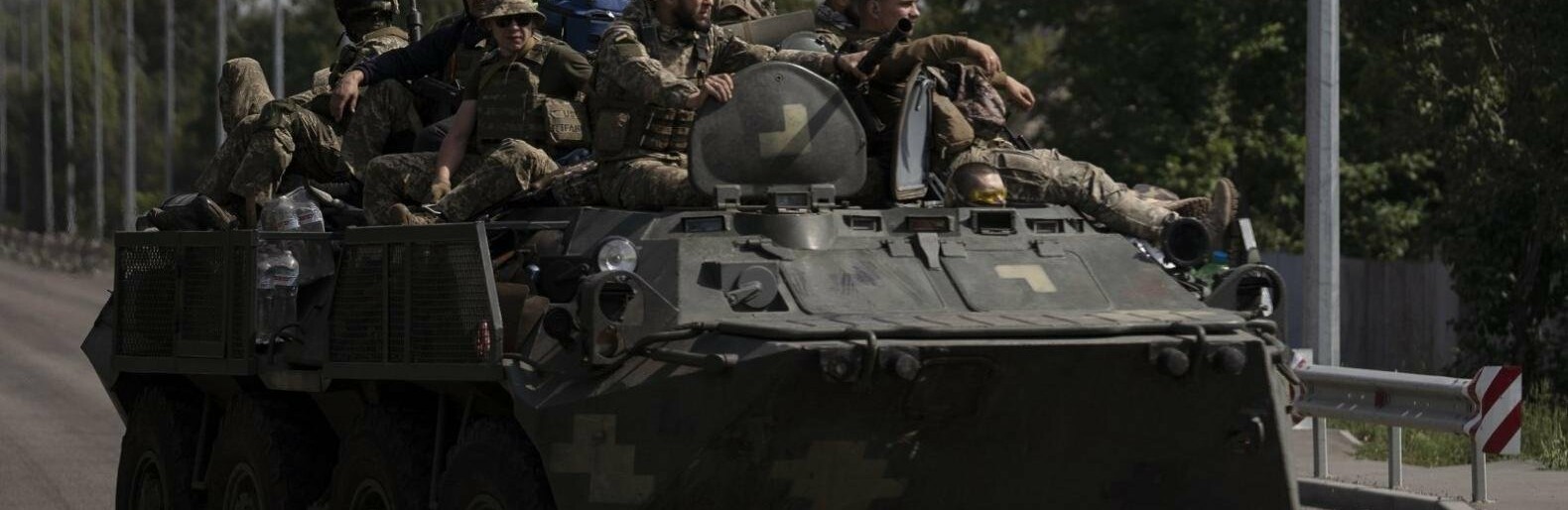 У військових хочуть забрати право балотуватися до парламенту: новий закон