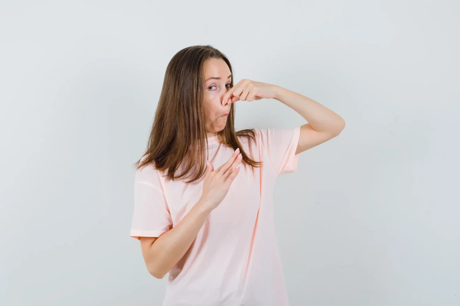 Як позбутися запаху перегару після вживання алкоголю: 5 дійсно дієвих способів