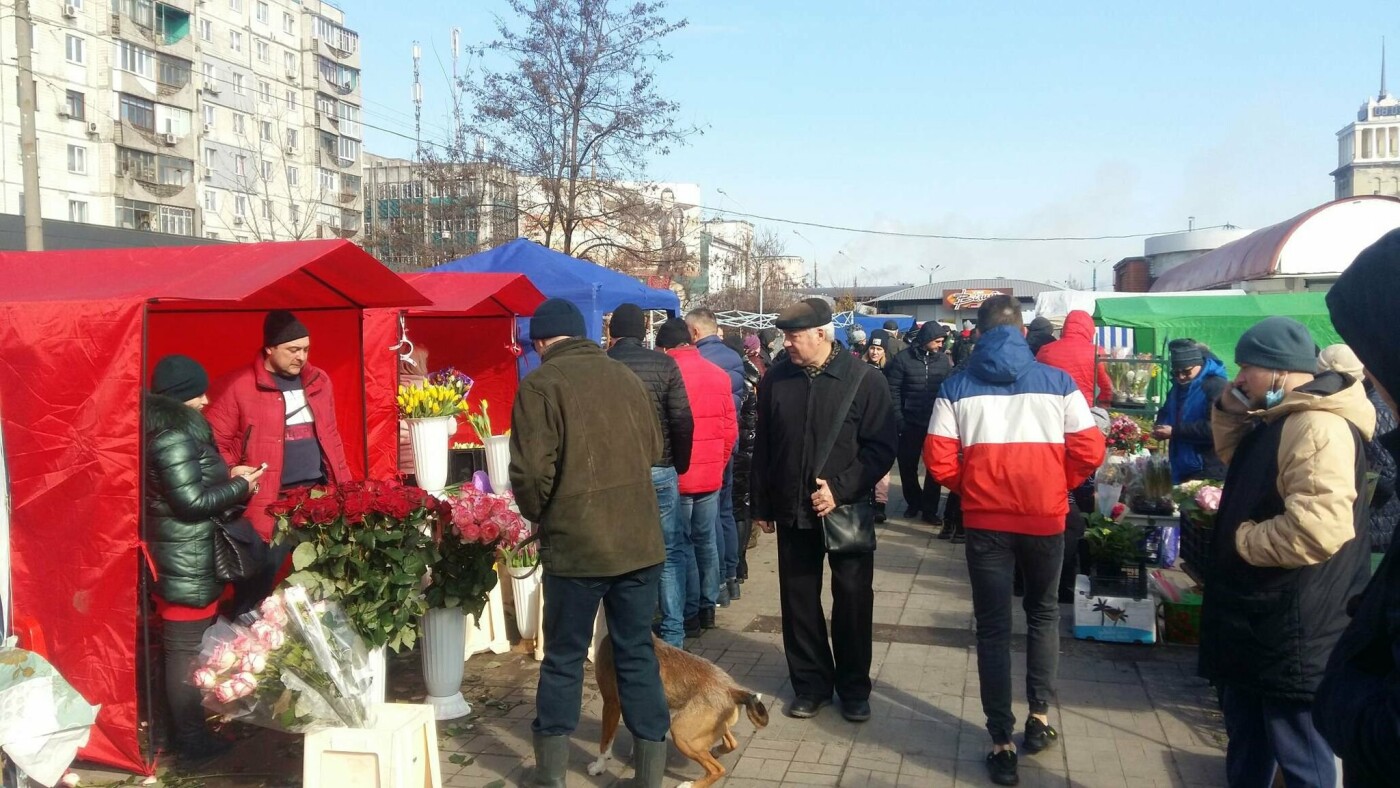 8 марта в Каменском