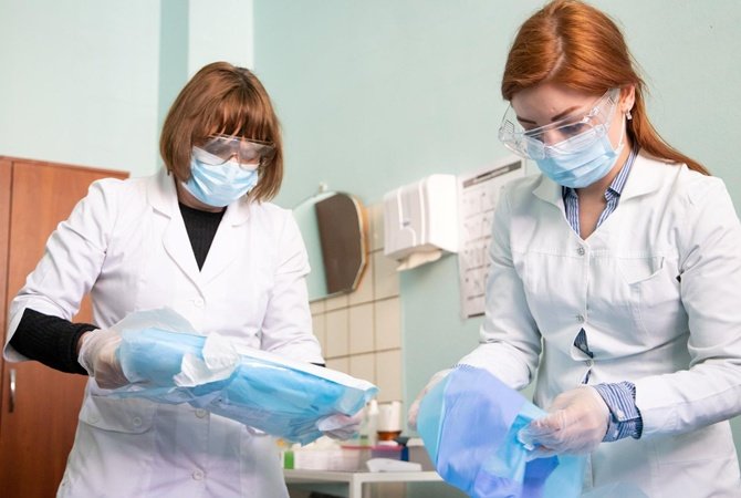За сутки в Украине заболели 9 детей и 32 медика За сутки в Украине заболели 9 детей и 32 медика, Анжелика Кудряшкина