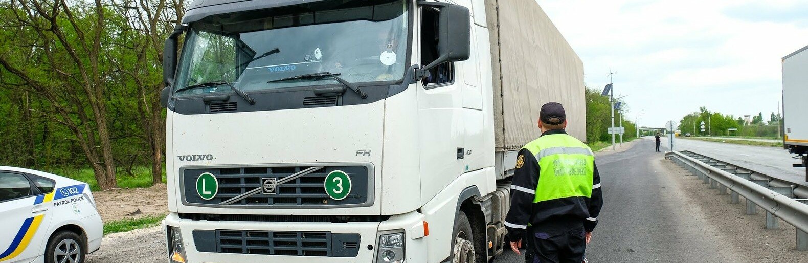 На дорогах Днепропетровщины увеличили количество постов для проверк... На дорогах Днепропетровщины увеличили количество постов для проверки фур, Анжелика Кудряшкина