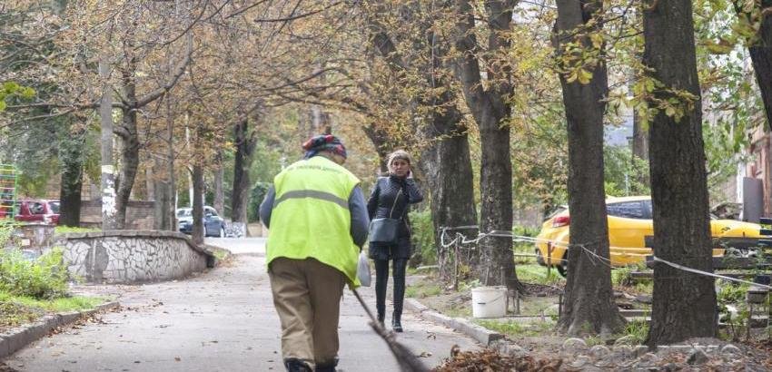 В Каменском объявлен месячник благоустройства