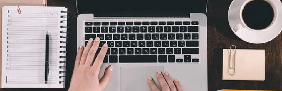 50 стажеров начали 