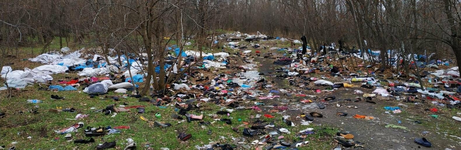 На Днепропетровщине мужчина убрал свалку секонд-хенда