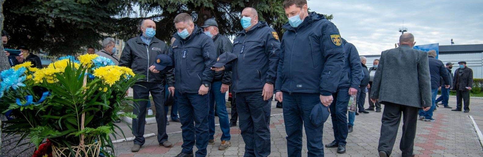 В Каменском возложили цветы к памятнику «Чернобыль – вечная боль Украины»