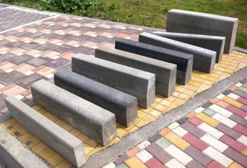 бортовой камень