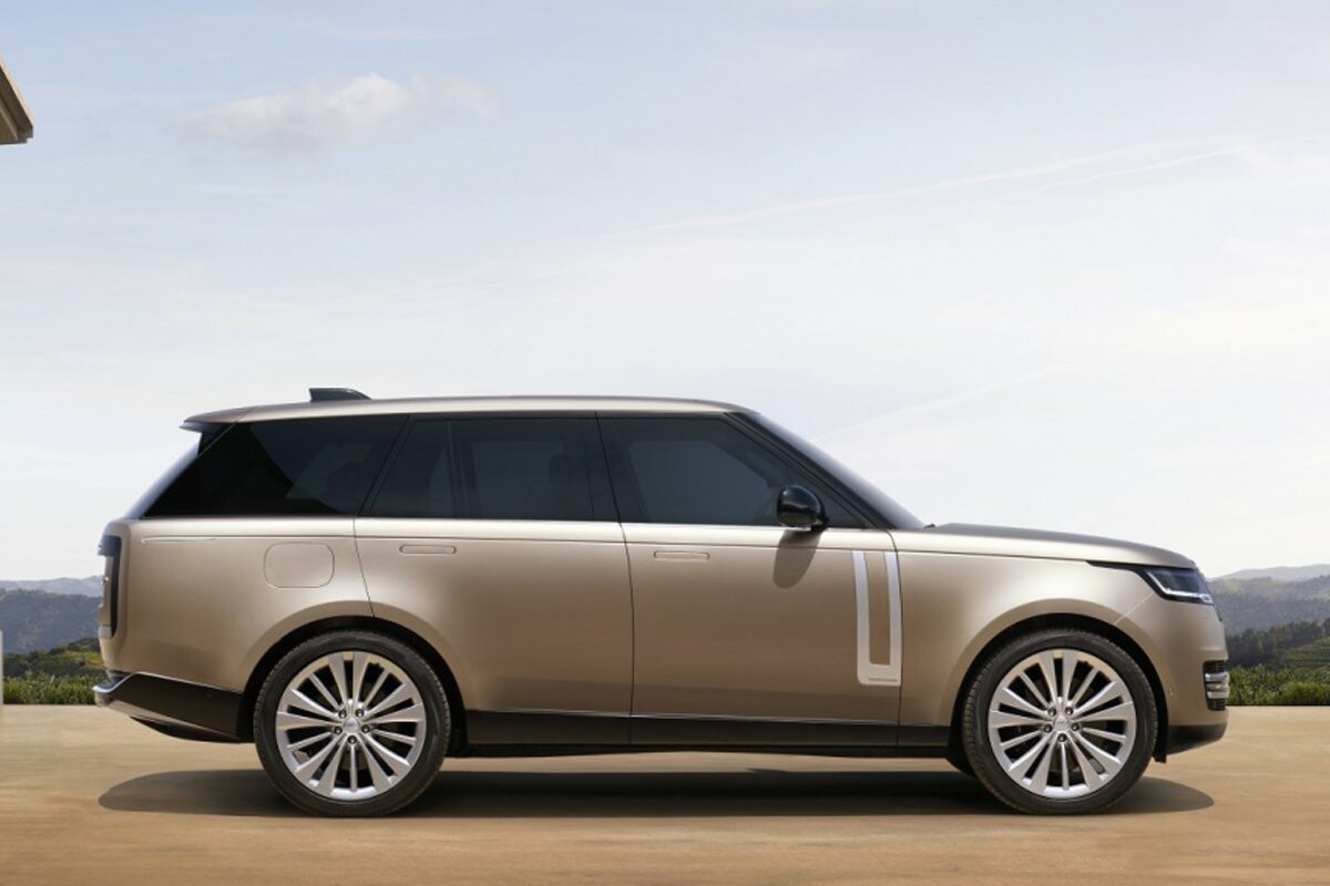 Огляд нового Land Rover Range Rover: дизайн, технології та комфорт флагмана